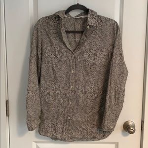 Animal print pocketed button up